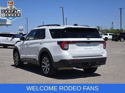 2025 Ford Explorer ST-Line