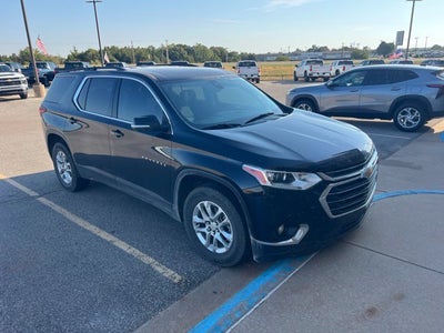 2021 Chevrolet Traverse LT Cloth