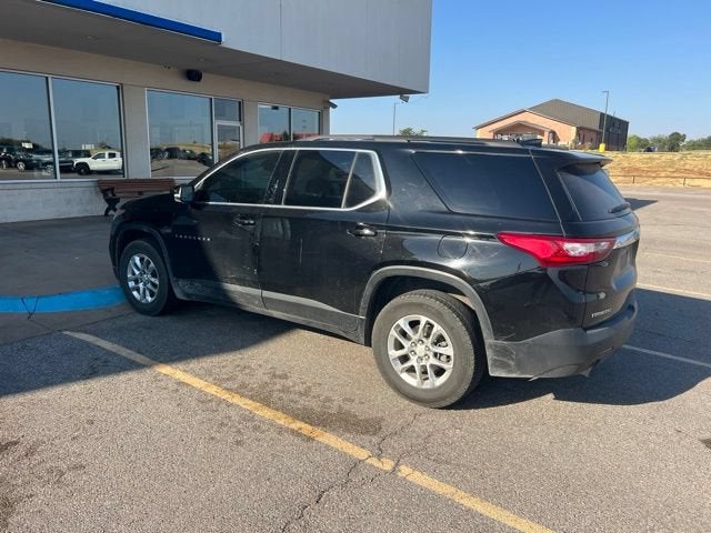 2021 Chevrolet Traverse LT Cloth