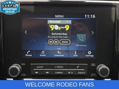 2022 Nissan Frontier SV