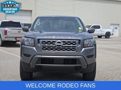2022 Nissan Frontier SV