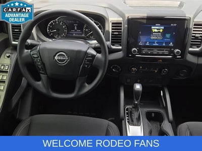 2022 Nissan Frontier SV