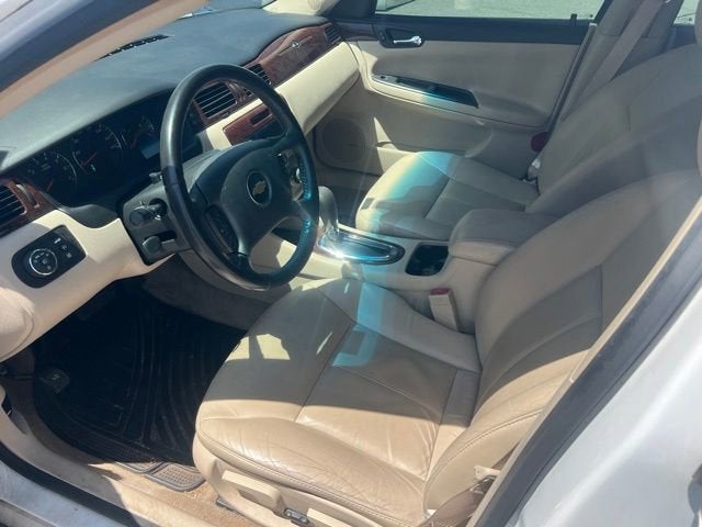 2011 Chevrolet Impala LT Retail