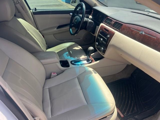 2011 Chevrolet Impala LT Retail