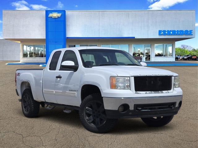 2008 GMC Sierra's photo